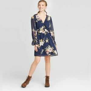 XHILIRATION Navy Floral V-Neck Waist Detail Long Sleeve Dress